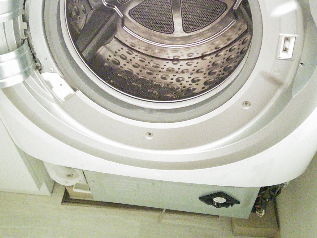 乾燥機能復活へ…パナソニック ドラム式洗濯乾燥機を分解してみた（前面 