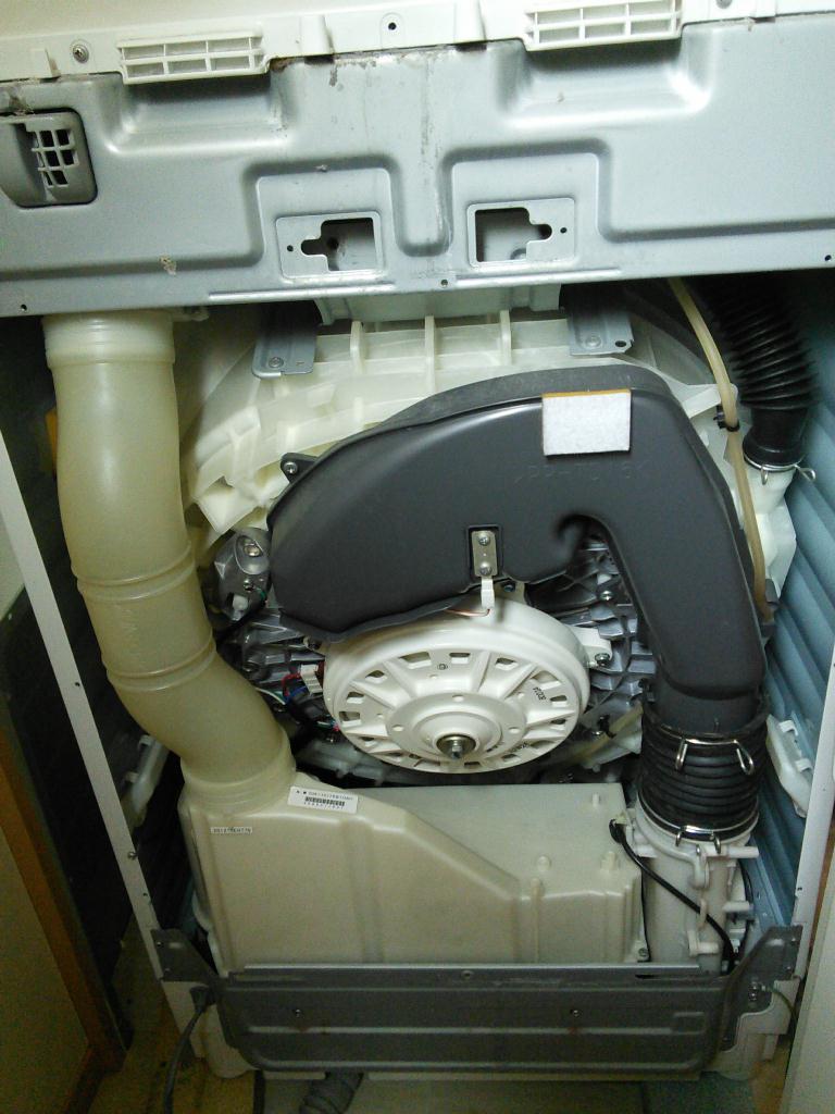 乾燥機能復活へ…パナソニック ドラム式洗濯乾燥機を分解してみた（背面 